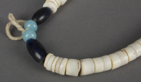 Nez%20Perce%20artist%2C%20%3Cb%3E%3Ci%3E%20Necklace%3C%2Fi%3E%3C%2Fb%3E%2C%201860%2C%20clam%20disk%20beads%2C%20glass%20beads%2C%20and%20cotton%20string%2C%20The%20Elizabeth%20Cole%20Butler%20Collection%2C%20no%20known%20copyright%20restrictions%2C%2086.126.43